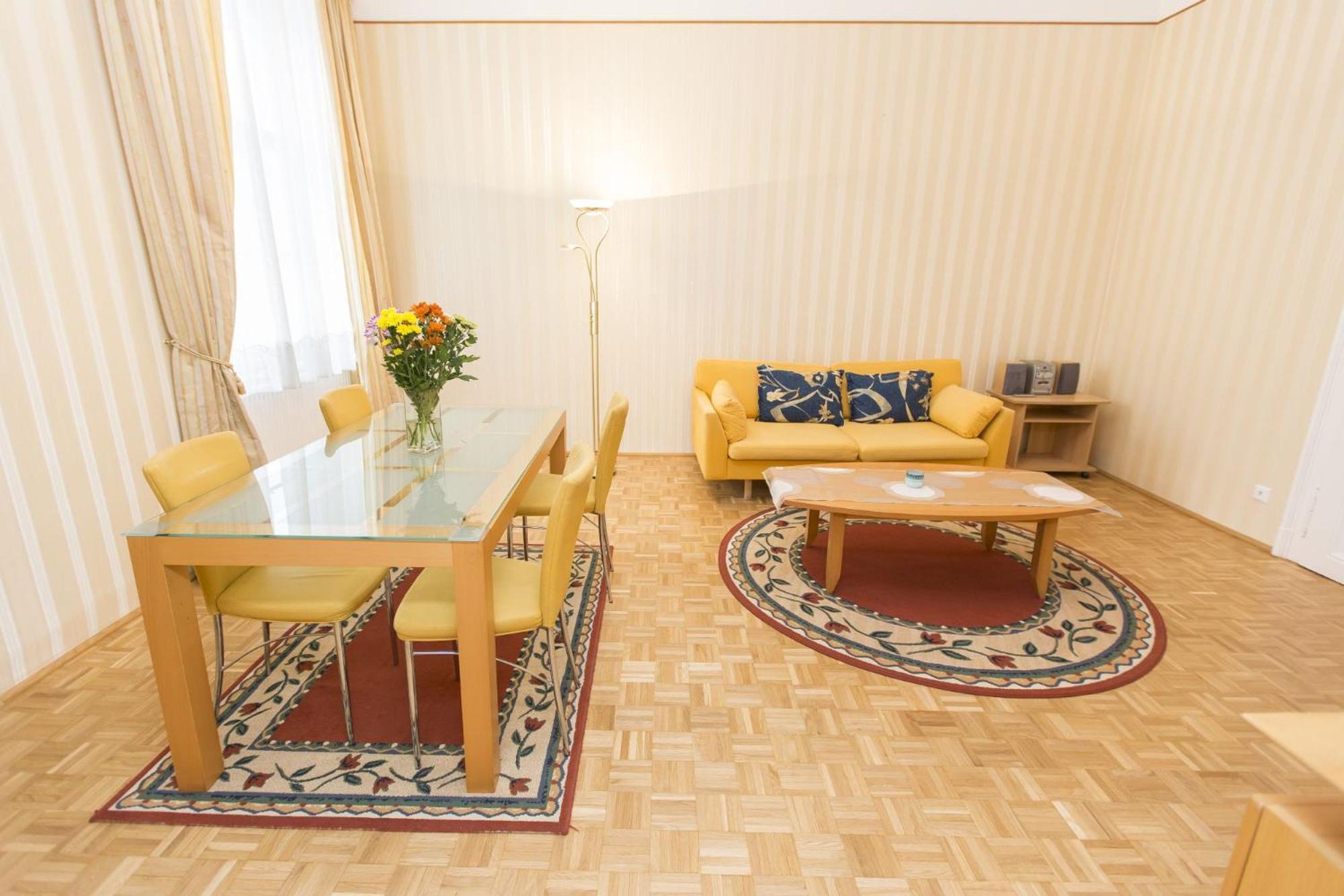 Carlton Suites Wenen Buitenkant foto