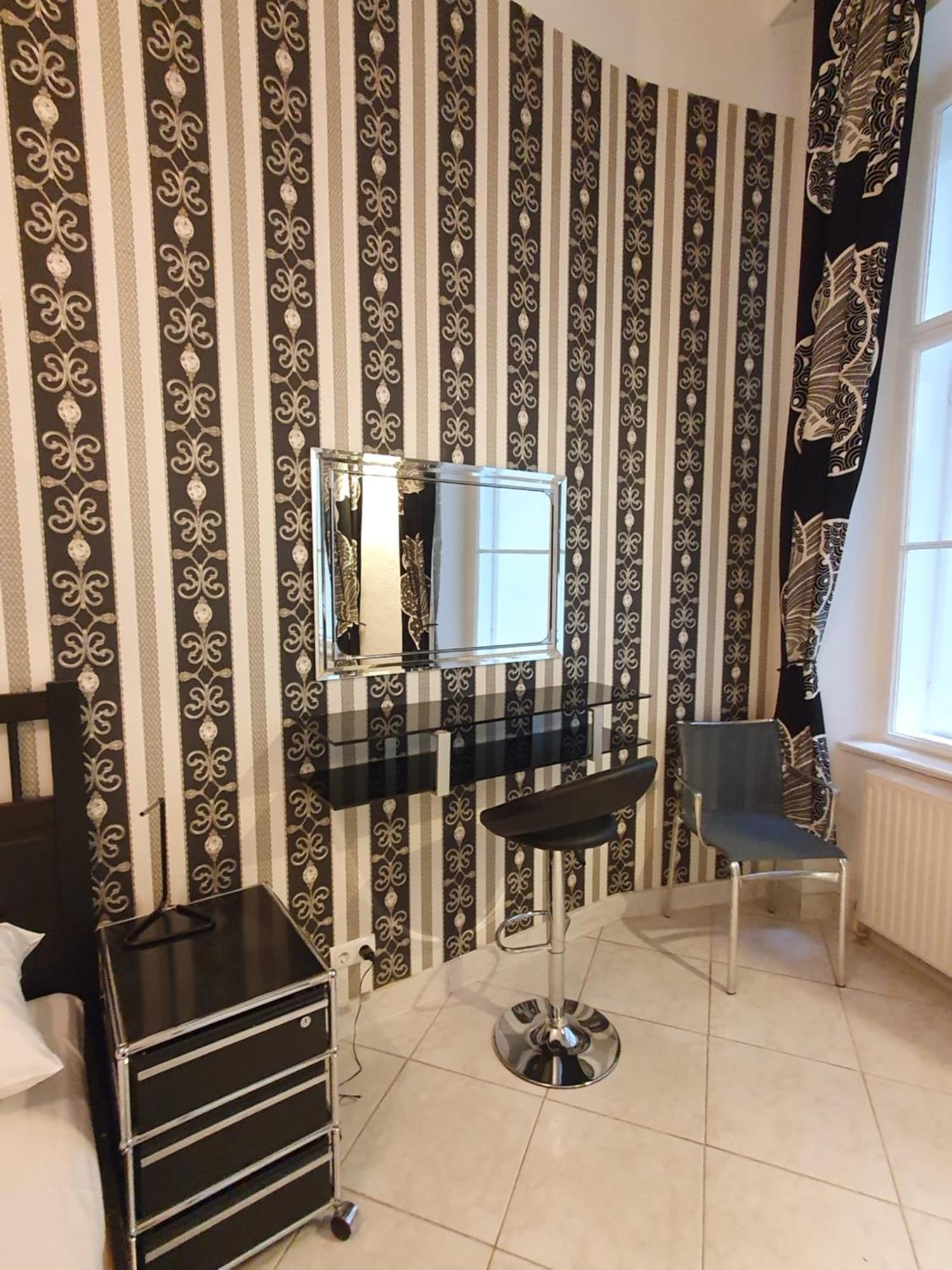 Carlton Suites Wenen Buitenkant foto