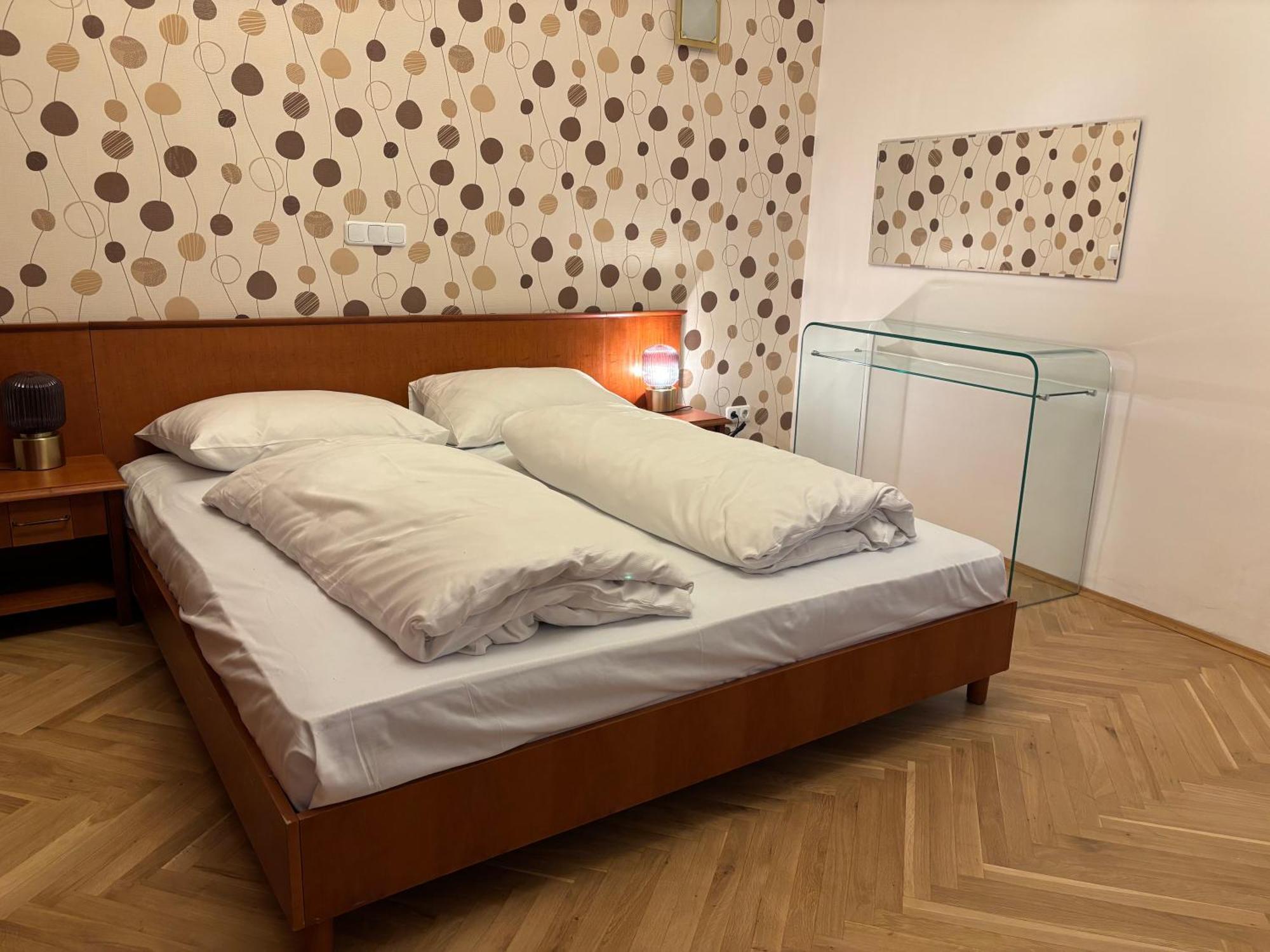Carlton Suites Wenen Buitenkant foto