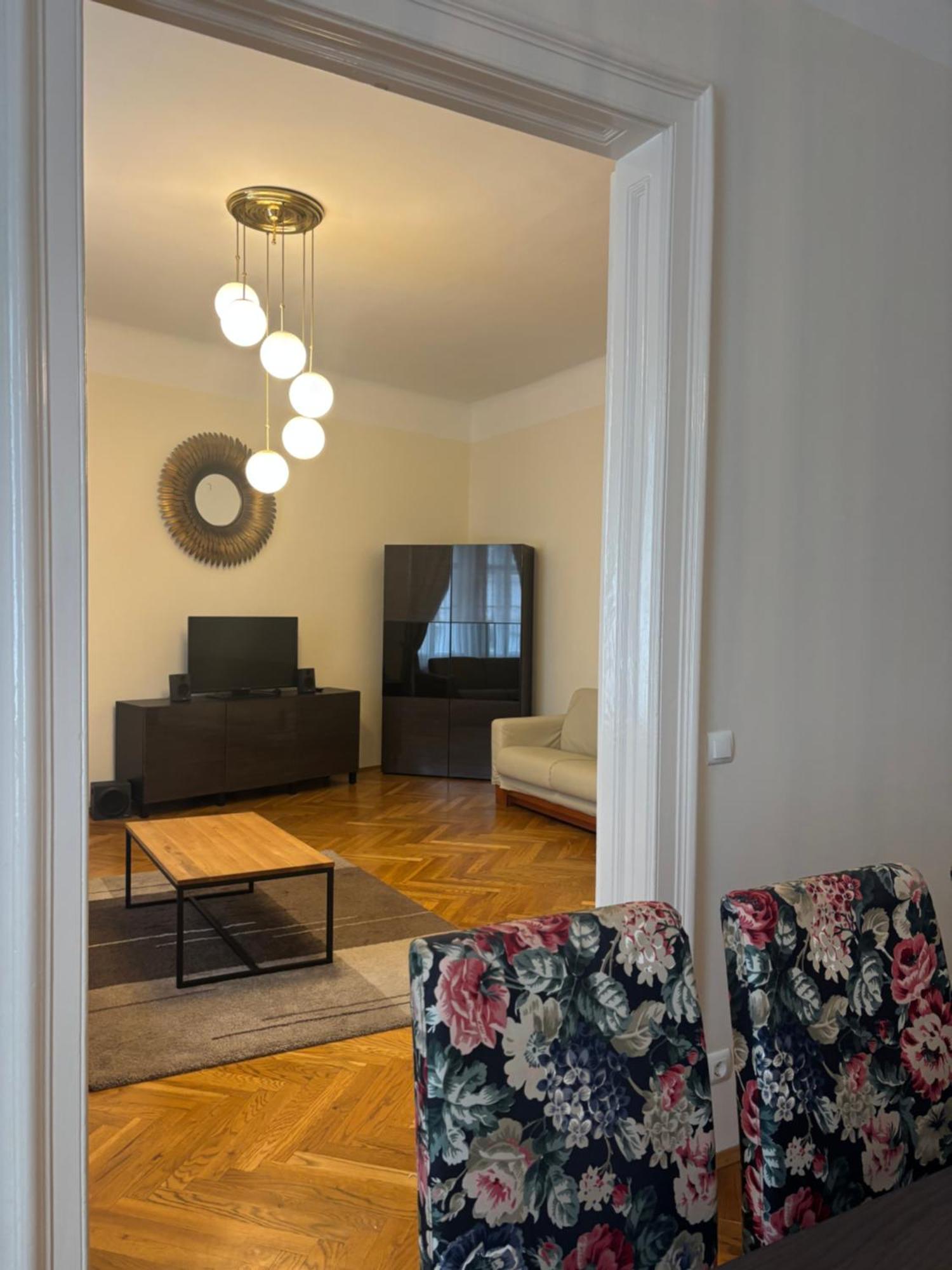 Carlton Suites Wenen Buitenkant foto