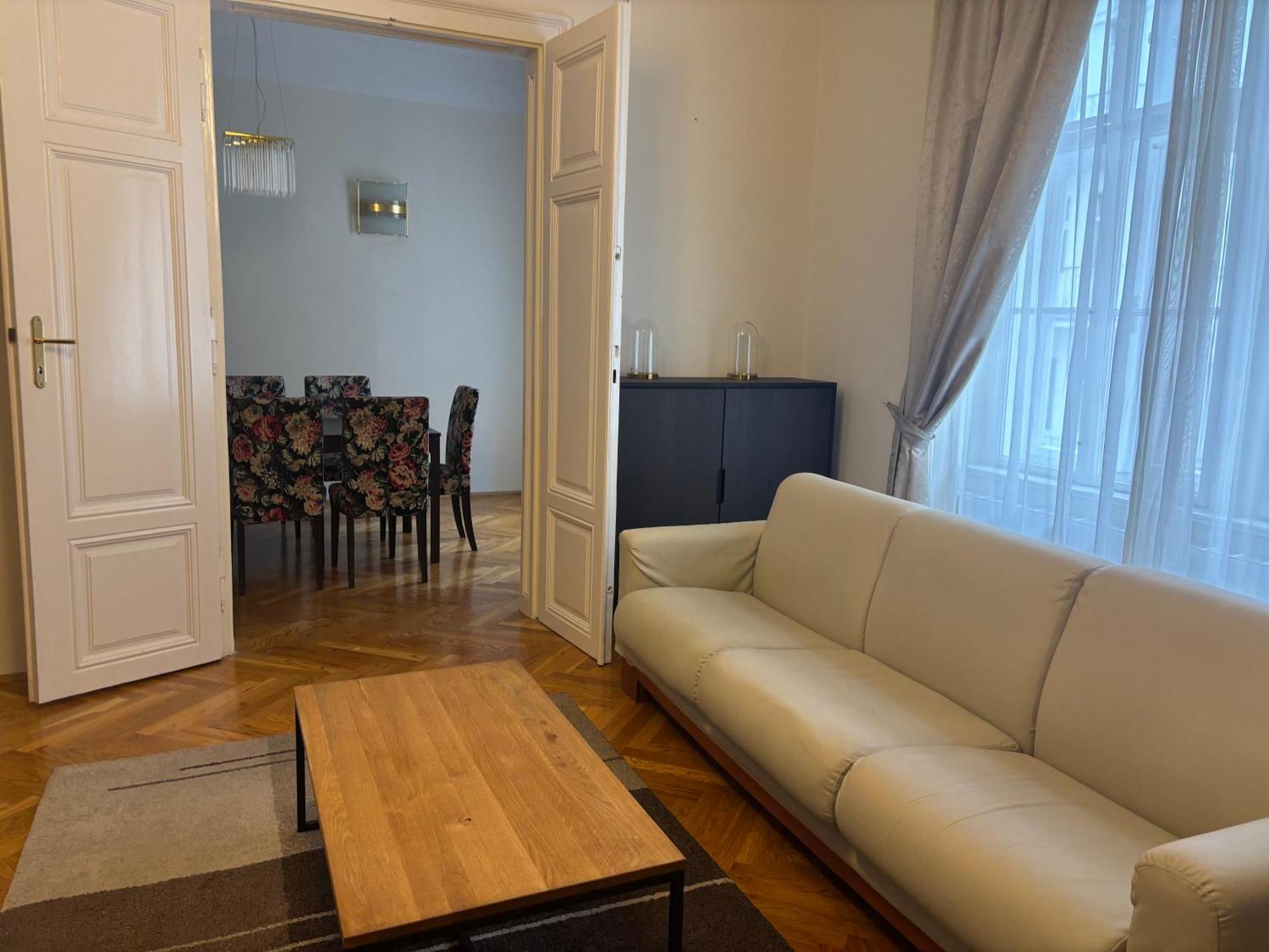 Carlton Suites Wenen Buitenkant foto